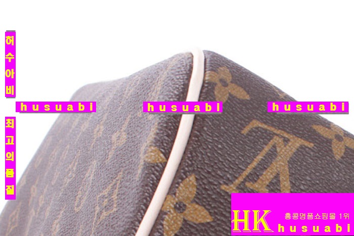 루이비통 배티놀스 호리즌탈 M51154