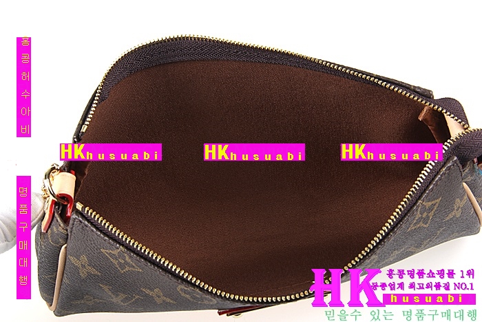 루이비통 모노그램 캔버스 소피 포쉐트 M40158