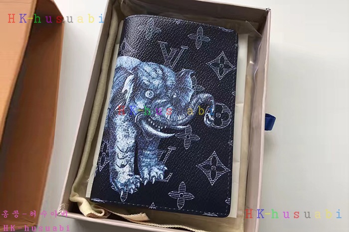 NEW 루이비통 남성 멀티플 월릿 반지갑 M66601