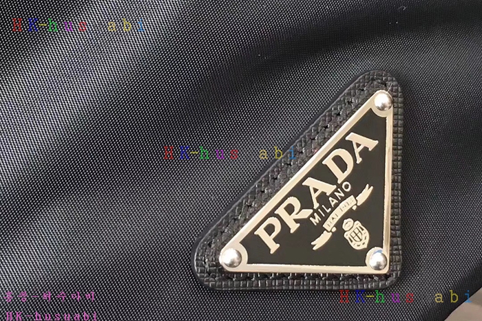 ★미러급★ 프라다 스터드 백팩 PR 1BZ811-3