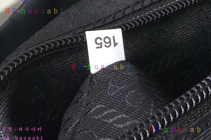 ★미러급★ 프라다 스터드 백팩 PR 1BZ811-3