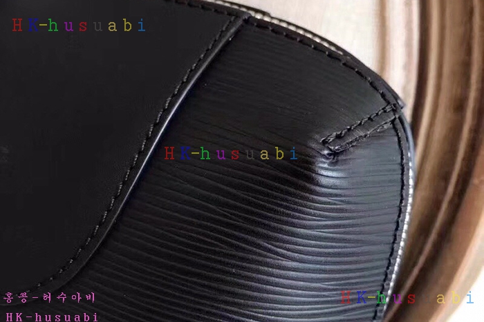 ★미러급★루이비통 포르트 도큐멍 주르 M50163