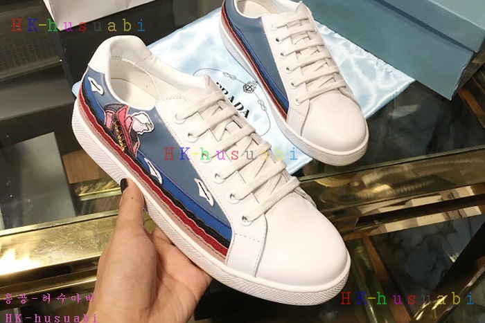 NEW  프라다 여성용 스니커즈 PR 474765