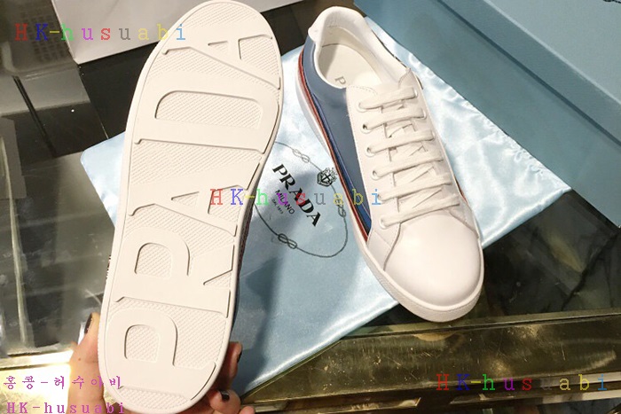 NEW  프라다 여성용 스니커즈 PR 474765