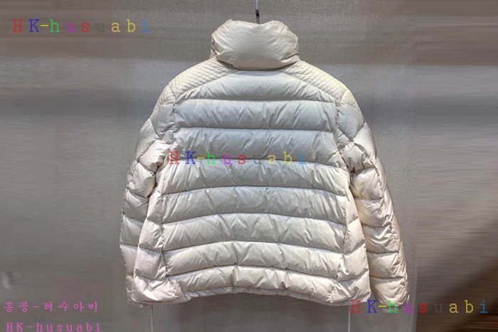 NEW 몽클레어 여성용패딩 M 658034
