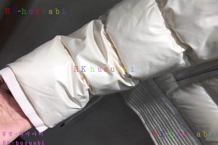 NEW 몽클레어 여성용패딩 M 658034