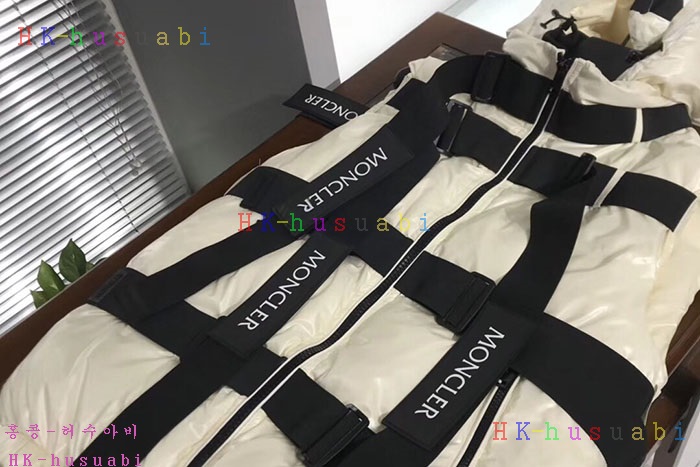 NEW 몽클레어  패딩조끼 MC 807793