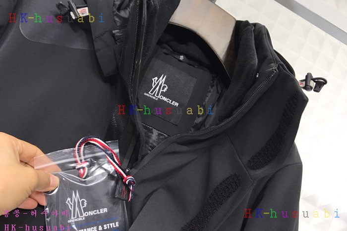 NEW 몽클레어 패딩 신상 M 12470044