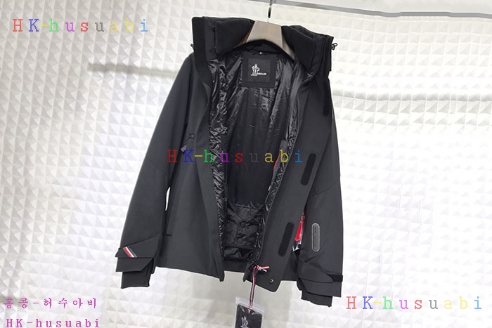 NEW 몽클레어 패딩 신상 M 12470044