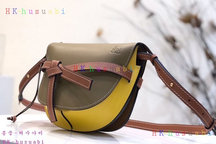 ★미러급★ 로에베 게이트백 LW 814410