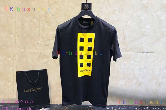 NEW 몽클레어 남성용 반팔티  M 4735247