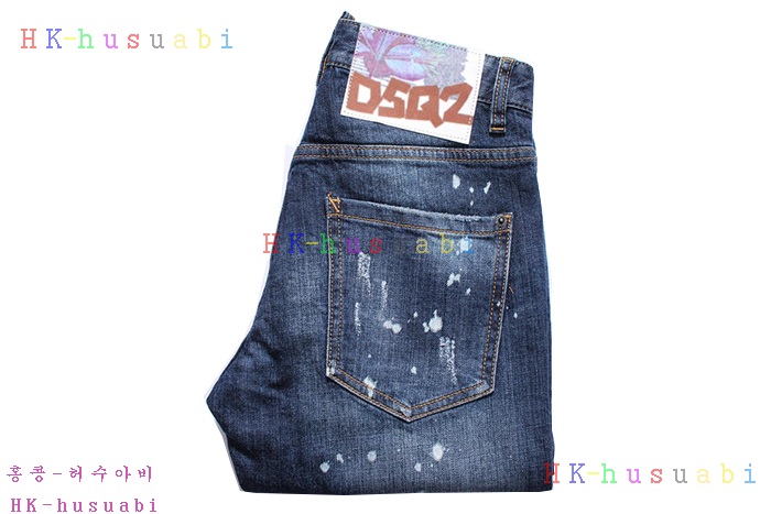 NEW 디스퀘어드 반바지 DQ 672817