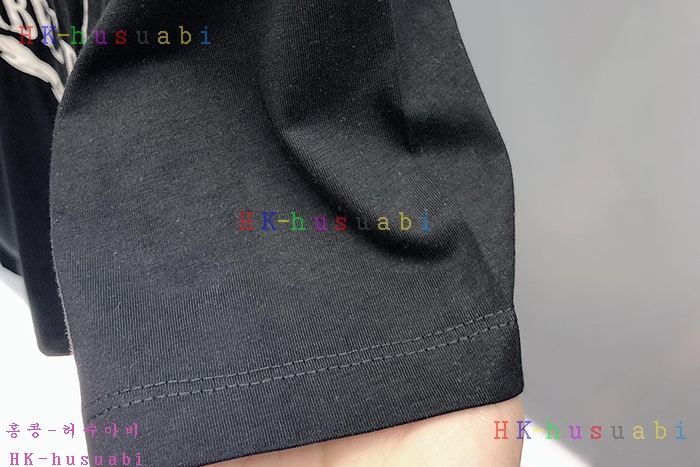 NEW 버버리 반팔티 신상 BB  6580002