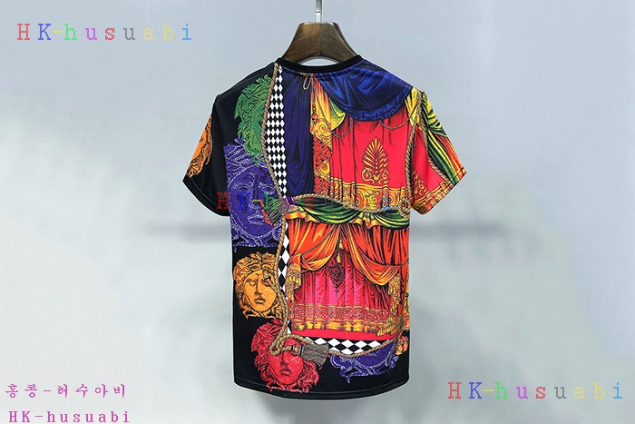 NEW 베르사체 반팔티 신상 V 958232