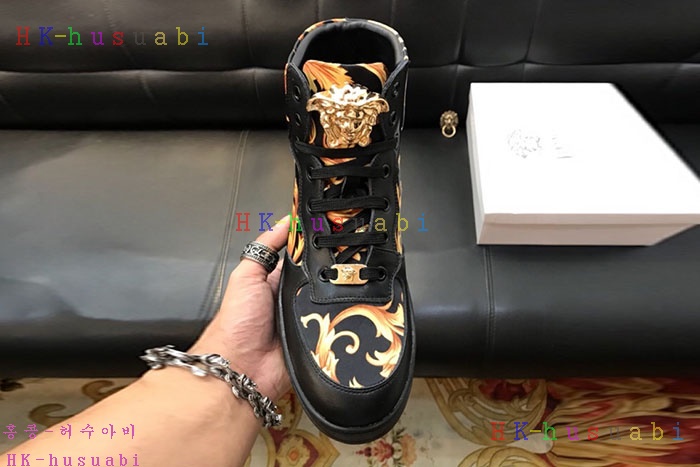 NEW 베르사체 남성용 신발 V 470073