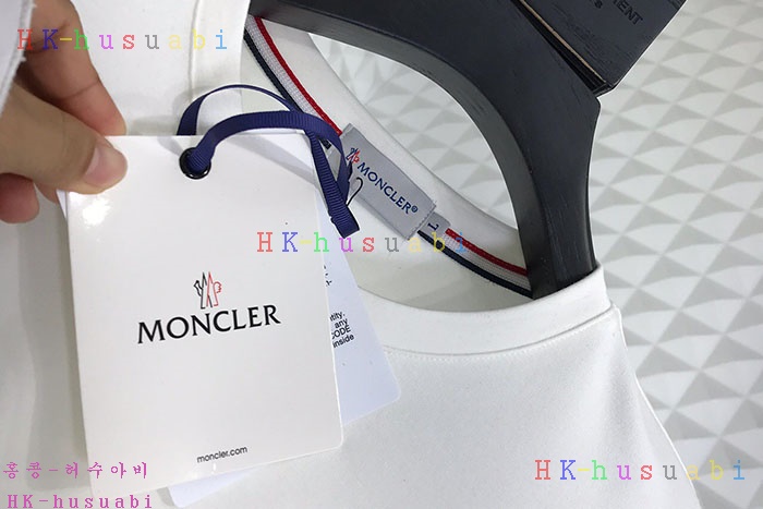 NEW 몽클레어 긴팔티 신상 M 370033