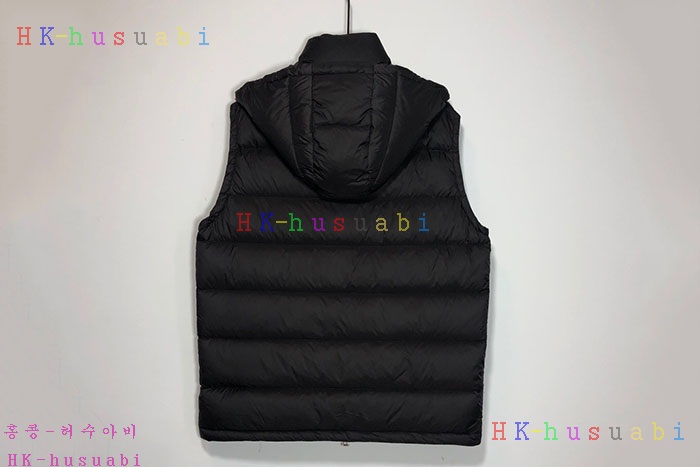 NEW 몽클레어 패딩조끼 신상 M 4722215