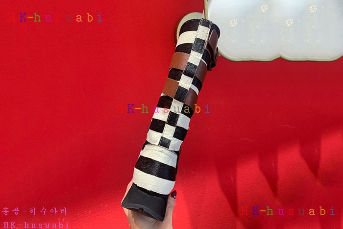 NEW 로에베 신발 신상 L 212215