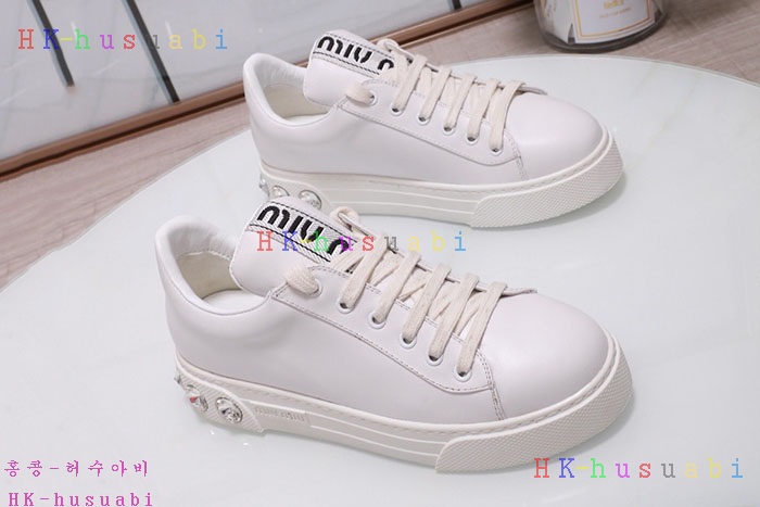 NEW 미우미우 신발 신상 M 758882