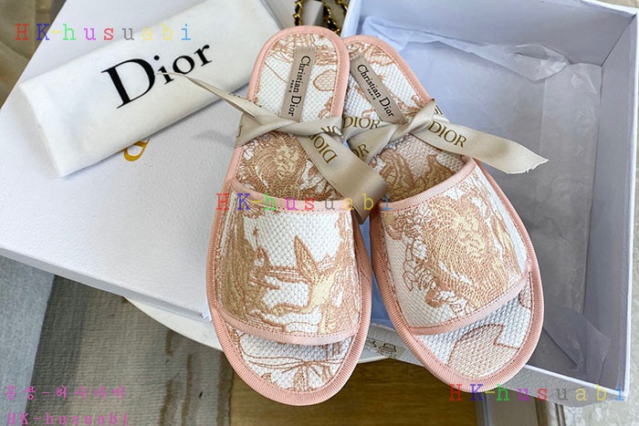 NEW 디올 슬리퍼 신상 DR 253696