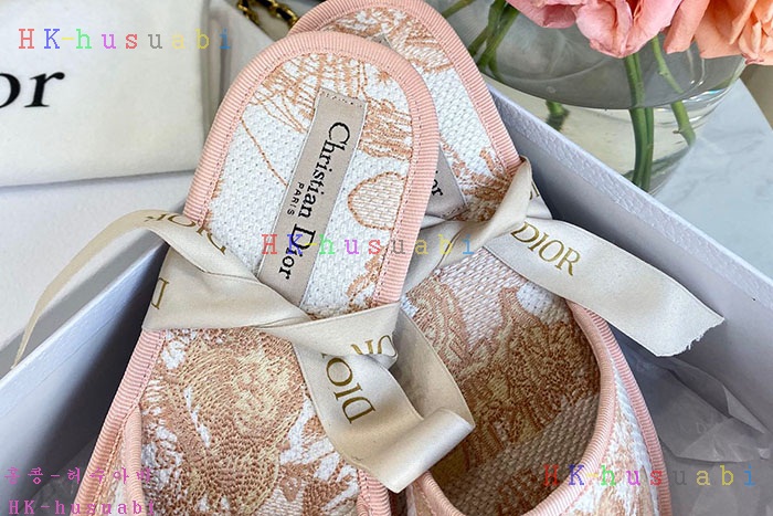 NEW 디올 슬리퍼 신상 DR 253696