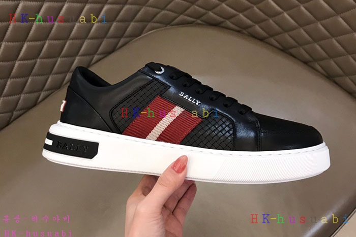 NEW 발리 스니커즈 신상 B 736652