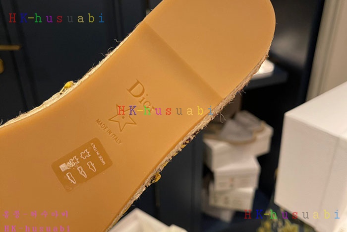 NEW 디올 신발 신상 DR 934541