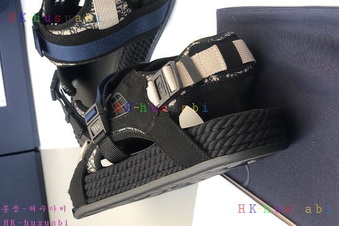 NEW 디올 샌들 신상 DR 5724427
