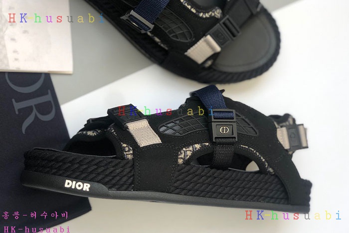 NEW 디올 샌들 신상 DR 5724427