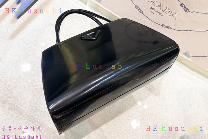 ★미러급★프라다 브러시드 가죽 핸드백 1BA327-2