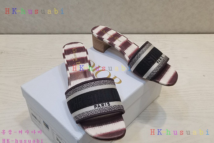 NEW 디올 슬리퍼 신상 DR 957410