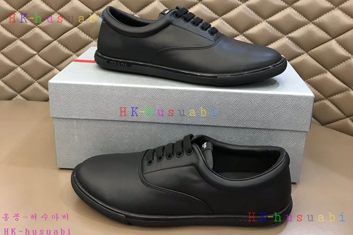 NEW 프라다 스니커즈 신상 P 857725
