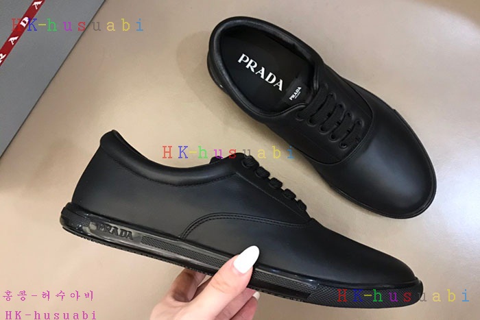 NEW 프라다 스니커즈 신상 P 857725