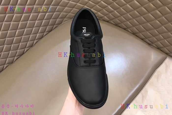 NEW 프라다 스니커즈 신상 P 857725
