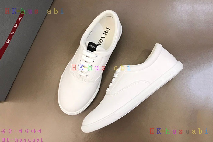NEW 프라다 스니커즈 신상 P 857727