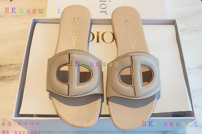 NEW 디올 샌들 신상 DR 872267