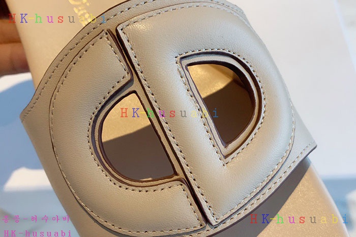 NEW 디올 샌들 신상 DR 872267