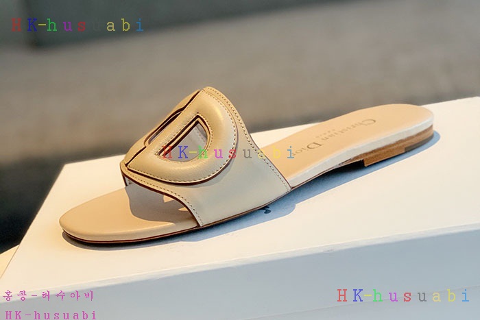 NEW 디올 샌들 신상 DR 872267