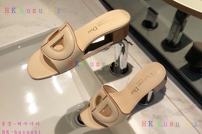 NEW 디올 샌들 신상 DR 872267