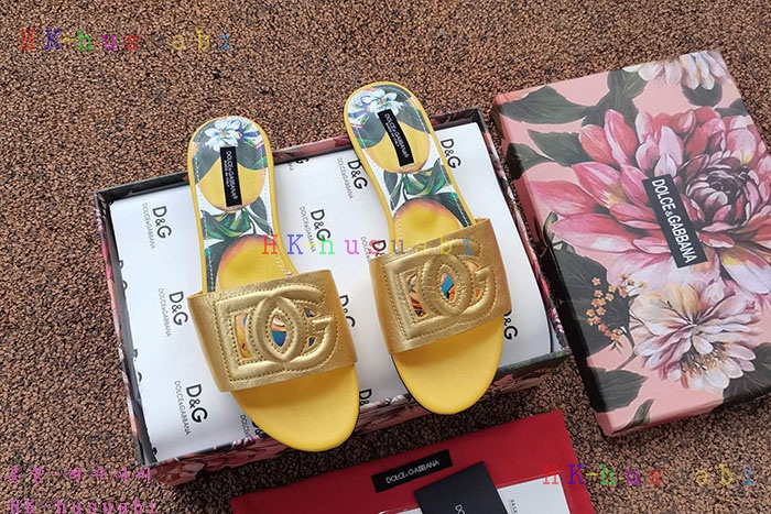 NEW 돌체앤가바나 샌들 신상 DG 745529