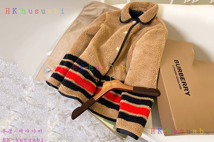 NEW 버버리 자켓 신상 BB  1245548