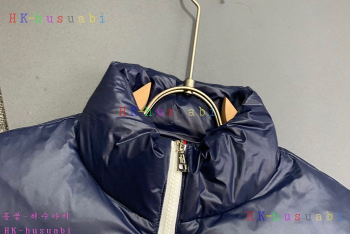 NEW 몽클레어 패딩조끼 신상 M 288688