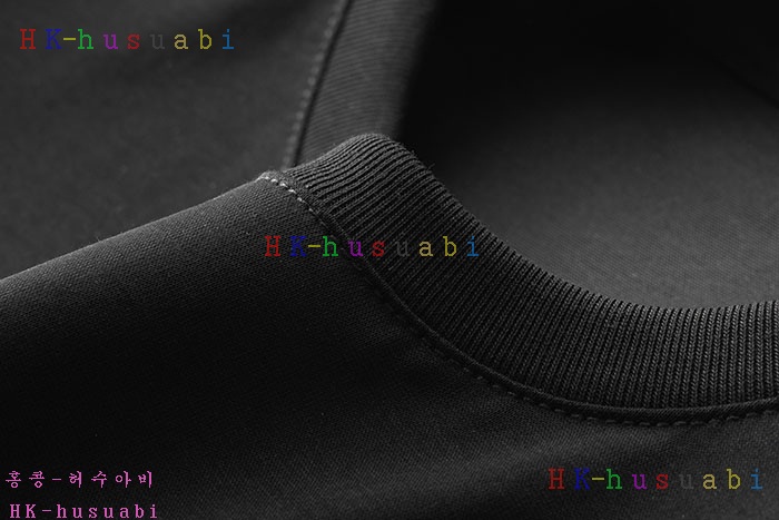 NEW 버버리 반팔티 신상 B 885235