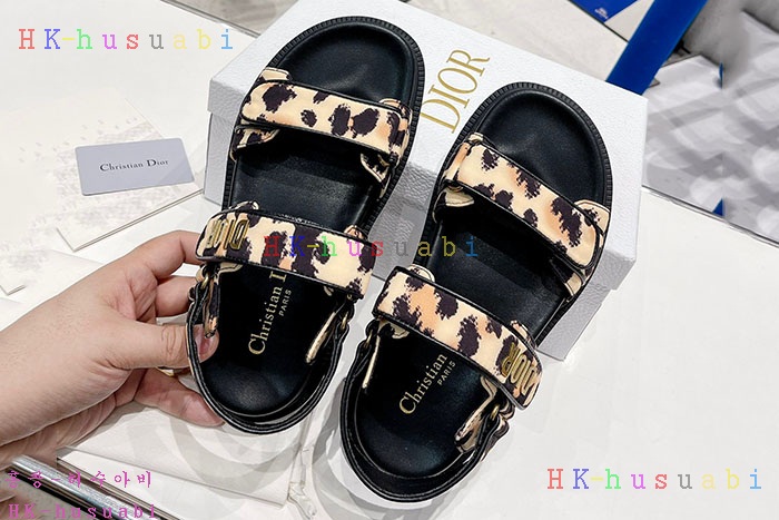 NEW 디올 샌들 신상 DR 810447