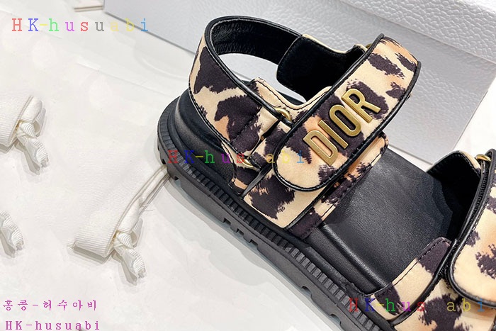 NEW 디올 샌들 신상 DR 810447