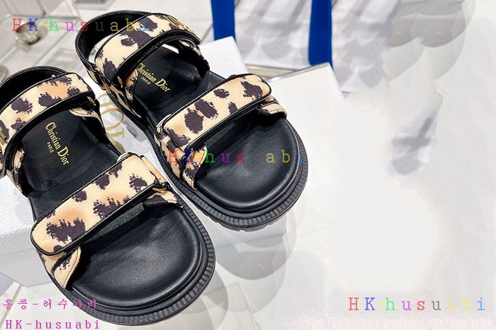 NEW 디올 샌들 신상 DR 810447