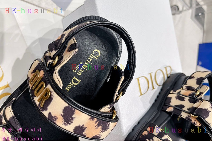 NEW 디올 샌들 신상 DR 810447