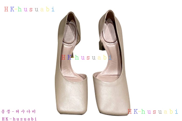 NEW 발렌시아가 신발 신상 B 555218