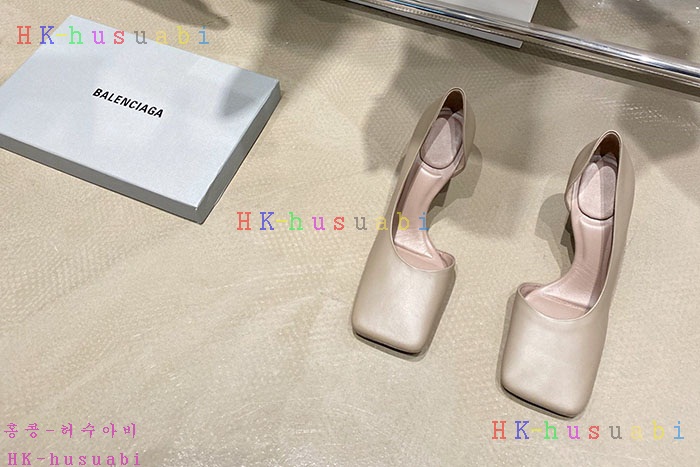 NEW 발렌시아가 신발 신상 B 555218