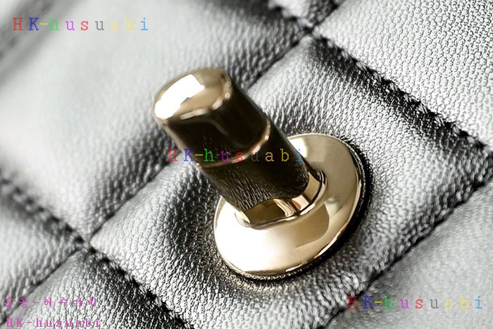 ★미러급★ 샤넬 트렌디 로고  탑핸들 플랩백 A92236
